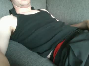 Feet Cams Live male performer 18chillin (goals) streaming now