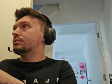 8inchdude93 huge cock cam stud (british, tall, bigcock, uncut, white) live now