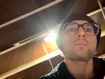 Live gay cam model 94stoner30 yrs streaming now in HD