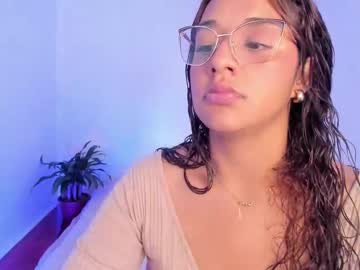 _aria_moon - Live EU Performer