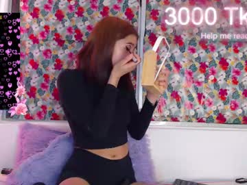 _gwen__, 22 years old, _gwen__'s room #teen #young #lovense #shave #latina, webcam photo