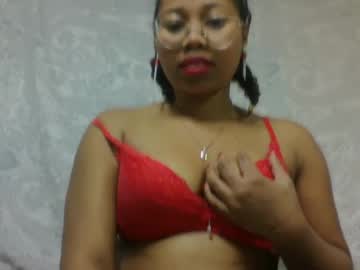 Hairy cam model Aannickk live now
