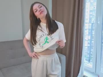 Abbeysteffenson, 18 years old, Goal: "smile for you" Melissa #18 yo and #new Gaz in my Space #cute #shy #young [22 tokens remaining], webcam photo
