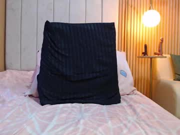 Catch me live as Abigailowensss, age 18 yrs in premium male cam shows