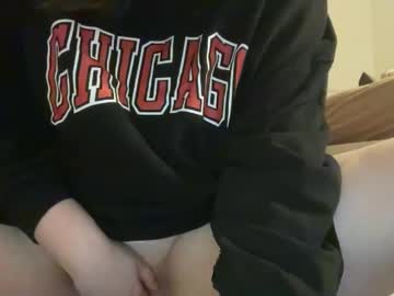Ada_berlin, 25 years old, GOAL: Squirt  even more [44 tokens left] #squirt #new #bigass #fuckmachine, webcam photo