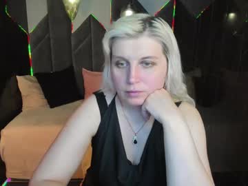 Live Milf Adele_fire_, 37 yrs - Hot Milf Cams