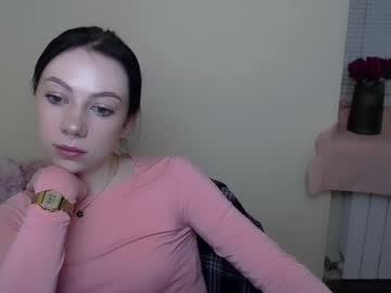 Hairy cam model Adelladanger_, 20 yrs live now