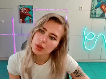 Adelloyss, 25 years old, GOAL: Yoga time [199 tokens remaining] ? Hey hey it s Adel  ! ? #nonude #muscle #new #joi #blonde, webcam photo
