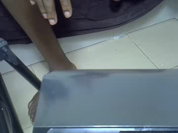 Hairy cam model Africanmonsterboi live now