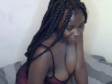 Squirting cam girl Afrii_kity live now