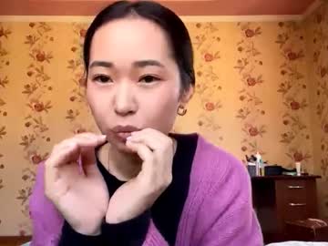 Aideha, 18 years old, Goal: ?take off my jacket? I'm new here, hello everyone? #shy #18 #cute #asian #new [28 tokens remaining], webcam photo