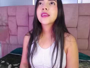 Squirting cam girl Ainhoakalifa age 22 yrs live now