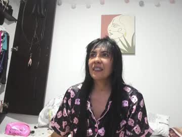 Hairy cam model Aisha_latina, 40 yrs live now