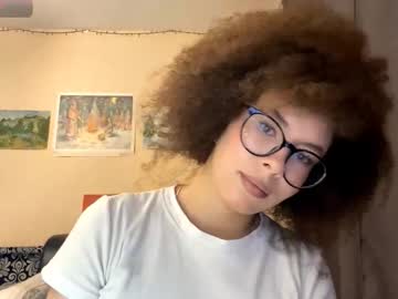 Aislycolburn, 18 years old, Goal: take off my bra<: My name is Adelina #new , new experience to me, hope it turns out well :3  #skinny #young #18 #shy [232 tokens remaining], webcam photo
