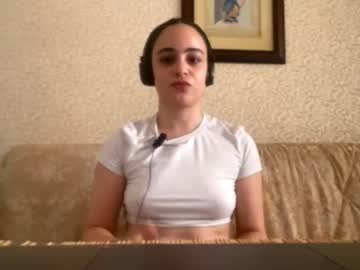 Alaineberanek, 18 years old, make a little dance for you  <3  #new #Young #muscle #teen #18 [50 tokens remaining], webcam photo