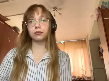 Alanehadaller, 18 years old, Hello its my 1st day here my name is Stella lets have a gereat time together Goal-lower my pants simple belly dance for u #new #shy #18 #teen #young [0 tokens remaining], webcam photo