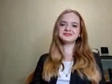 Alaynavalensuela, 18 years old, GOAL:  Jump Jump Jump Linda? Hello everyone, I am Linda, I'm new here is my First day.  #18 #new #shy #bigass #bigboobs [32 tokens remaining], webcam photo