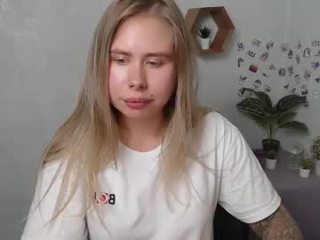 Alenagessi_, 20 years old, #new #shy #pregnant #british #feet, webcam photo