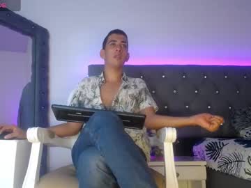 Alessandro_collin big cock cam stud 20 yrs streaming live