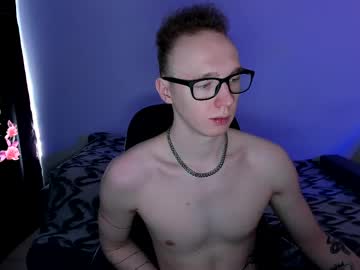 Alex_silent, 21 years old, GOAL: CUM SHOW Hi im Alex/my lovense on/pvt open 18tk #pvt #young #muscle #uncut #feet, webcam photo