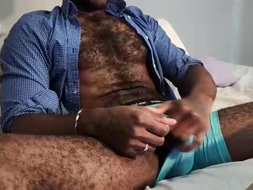 Catch me live as Alexjones5500, age 30 yrs in premium male cam shows
