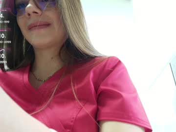Live Milf Alicee16 - Hot Milf Cams