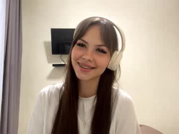 Alinedifede, 18 years old, Goal:Biggest smile ever<: My name is Alice #new , new experience to me, hope it turns out well :3  #skinny #young #18 #shy [14 tokens remaining], webcam photo