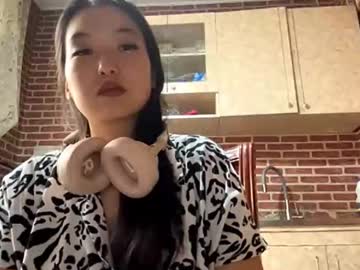 Alixpujia, 18 years old, Goal: Biggest smile ever;3! Hi, I'm new here! #new #shy #asian #teen #18 [19 tokens remaining], webcam photo