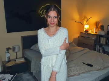 All_0f_me, 18 years old, GOAL: Dance with bare back and move butt sexy! Lets start the party #new #teen #shy #skinny #18 [269 tokens remaining], webcam photo
