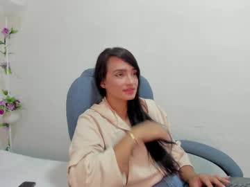 Allison_bustamante, 30 years old, Make me cum #latina #bigass #young #sexy #glasses [496 tokens remaining], webcam photo