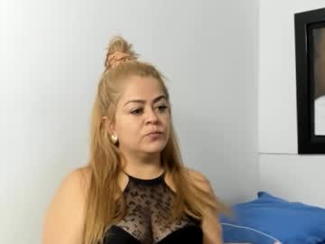 Amanda_loverss, #bignaturaltits #milf #new #bigass #squirt, webcam photo
