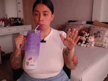 Squirting cam girl Amarat_jolie age 24 yrs live now