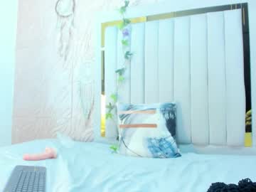 Ambar_colins, 18 years old, My wet and horny pussy wants to play today ?? #new #twerking #young #ebony #cum, webcam photo