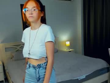 Amberlyconda, 18 years old, Hello, my name is Sofia, im new here and want to have fun with you.  GOAL - Massage my boobs  #new #18 #petite #shy #skinny [33 tokens remaining], webcam photo