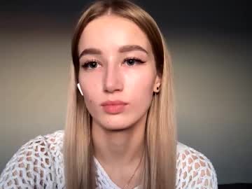 Ameliaduraku, 18 years old, Goal:Lower my shorts — Show a basic belly roll!<: My name is Catherine #new , new experience to me, hope it turns out well :3  #skinny #young #18 #shy [45 tokens remaining], webcam photo