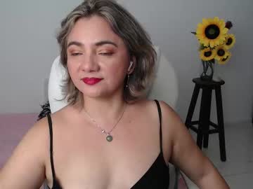 Ana_hotmilfx • lovensevibrator45y • in your heart • public