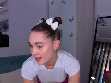 Anastease, Hi I'm Asya and it's my first day here! Our goal: for the first time trying to tease you by squeezing my breasts   #18 #new #skinny #shy #teen [0 tokens remaining], webcam photo