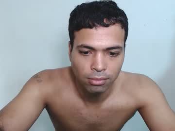 Live gay cam model Andresfern21 yrs streaming now in HD