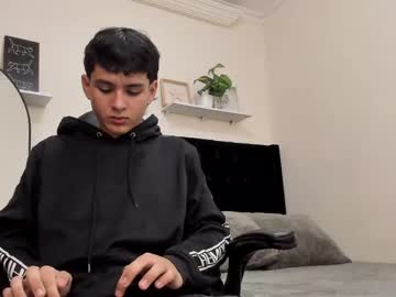 Andrewrestrepo, 18 years old, GOAL: Cum Show [1104 tokens remaining] Welcome to my room! #new #latino #18 #bigdick #young, webcam photo
