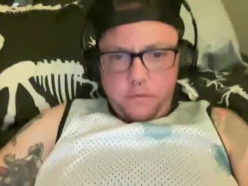 Squirting cam girl Androxkade age 38 yrs live now