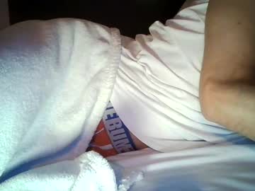 Live gay cam model Andy_24j streaming now in HD