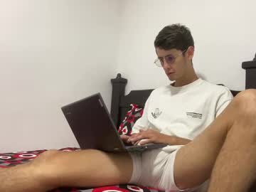 Andy_collins__, 23 years old, GOAL: Short off Baby do you want my milk? #ass #feet #anal #bigdick #18, webcam photo