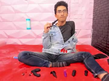 Feet Cams Live model Andyuoswald, age 22 streaming Foot Fetish VR