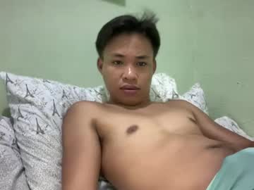 Muscle cam star Angel69_xxxxxx, 24 yrs