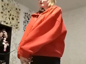 Anglewiemann, 18 years old, GOAL:Pull up my T-shirt and massage my naked tits:) Welcome to my first day! #new #18 #bigboobs #bigass #young [25 tokens remaining], webcam photo