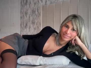aniishaa - Live EU Performer