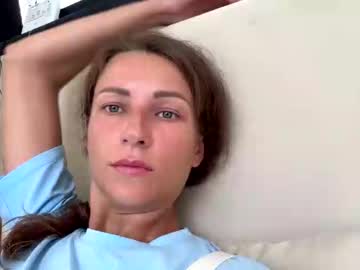 Live cam performer Anna_shine_ streaming now