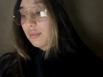 Annabellandmann, 20 years old, GOAL: stand up and show my outfit? Hey! My name is Sarah, my first day here! #shy #new #18 #young #bigass [32 tokens remaining], webcam photo