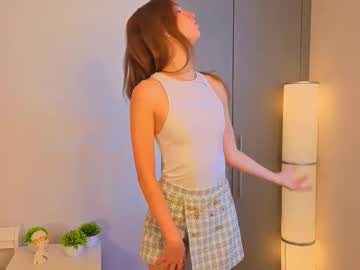 Annamarie_foryou, 18 years old, GOAL:  Lower my skirt - Show a basic belly roll  ^^ ? Heeey ^^ Im Polly just start here.. may u wanna help me #shy #new #cute #teen #petite [72 tokens remaining], webcam photo