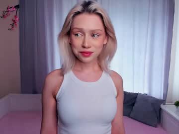 Annneloveee, 18 years old, Make my top wet^^ #shy #cute #new #young #18 [88 tokens remaining], webcam photo